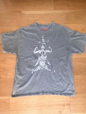 Red Hot Chili Peppers Unlimited Love World Tour 2023 Official Band Tee Mens XL